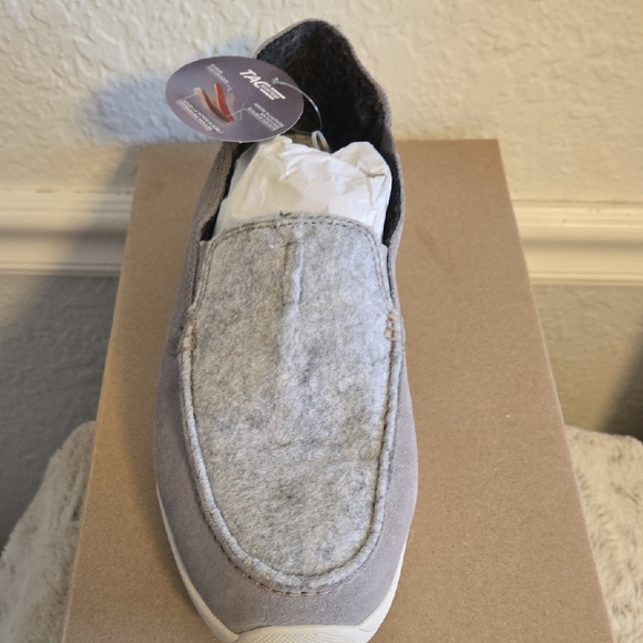 Clarks Gorwin Step Gray Suede Slip-On Shoes Size 10.5 - Picture 4 of 4